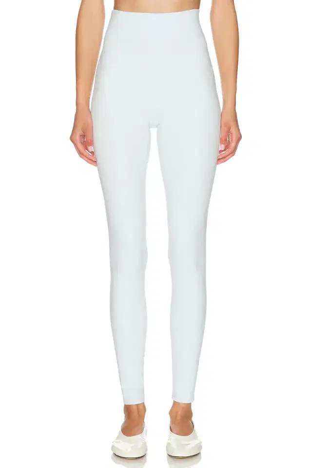 The Essentials Legging