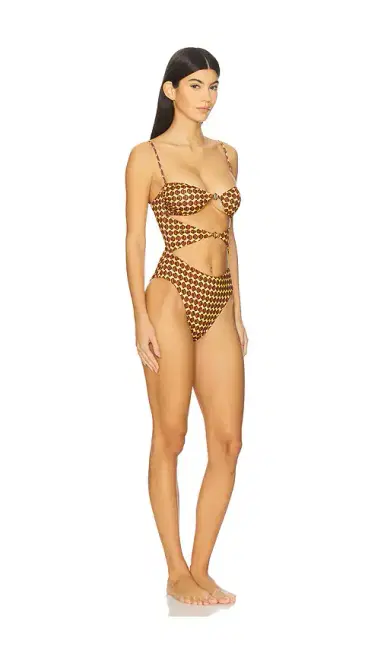 Bananhot Sidny One Piece | Thumbnail 2 Bananhot Sidny One Piece | Thumbnail 2