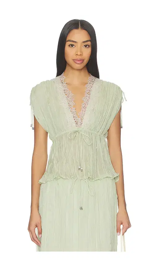 Sandi Top