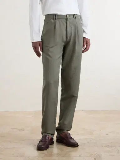 Brunello Cucinelli Straight-Leg Pleated Cotton and Linen-Blend Trousers - Men | Thumbnail 3