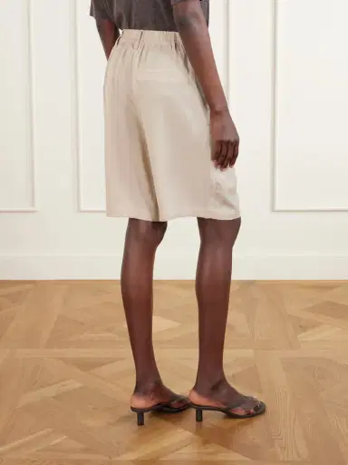 LESET Kim Pleated Woven Shorts | Thumbnail 4