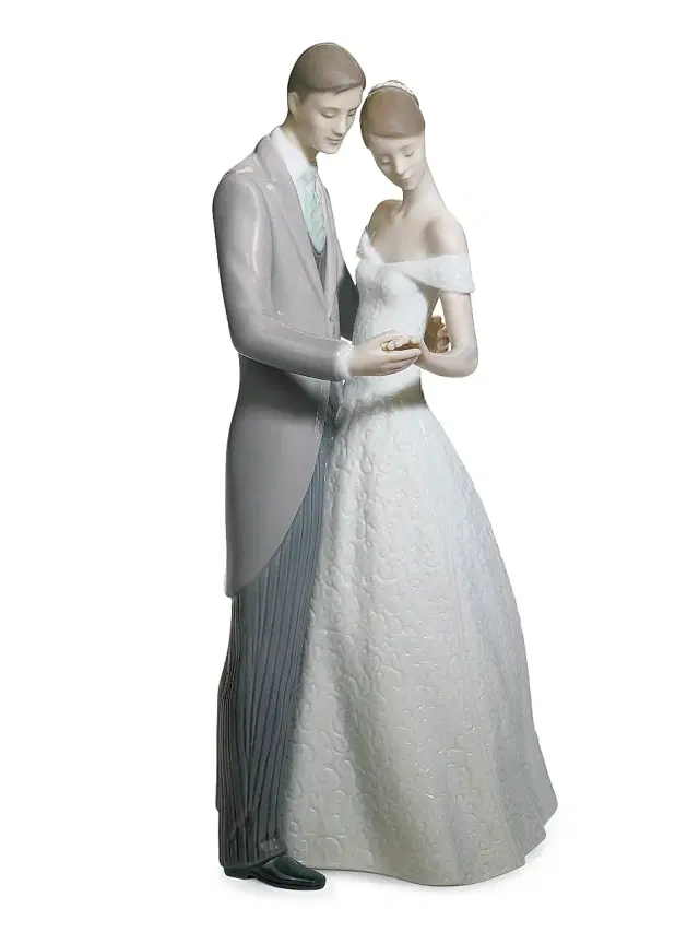 Lladro Together Forever Figurine