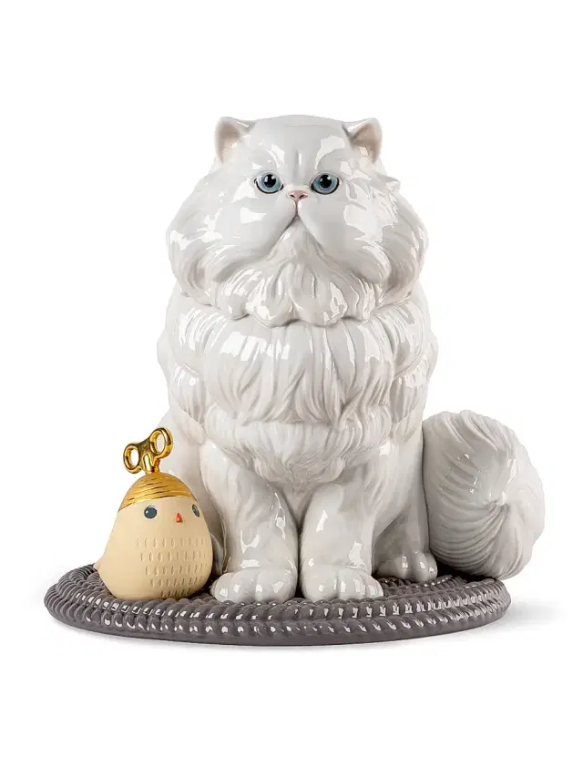 Lladro Persian Cat Figurine