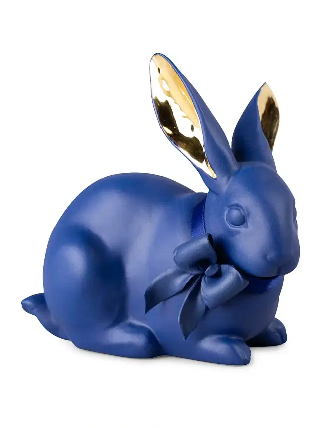 Lladro BoldBlue Attentive Bunny Figurine - Blue