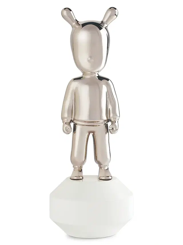 Lladro The Guest Figurine