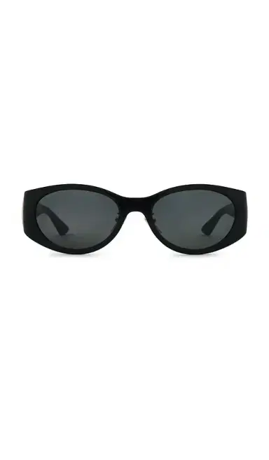 Gucci Oval Sunglasses | Thumbnail 1 Gucci Oval Sunglasses | Thumbnail 1