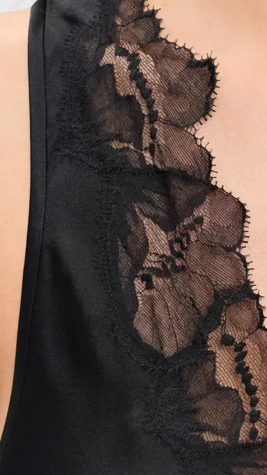 SIR. Montparnasse Silk Gown Black | Thumbnail 6