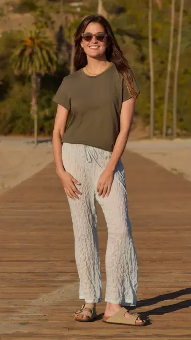 LE BOP x Mally K. Goldman Sunset Tee Olive | Thumbnail 6 LE BOP x Mally K. Goldman Sunset Tee Olive | Thumbnail 6