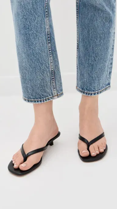 Madewell The Chiara Kitten Heel Leather Sandals True Black | Thumbnail 3