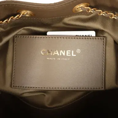 Chanel Chanel Small 25 Hobo Bag Dark Khaki Caviar Antique Gold Hardware | Thumbnail 9 Chanel Chanel Small 25 Hobo Bag Dark Khaki Caviar Antique Gold Hardware | Thumbnail 9