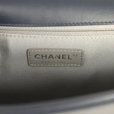 Chanel Pre-owned Chanel New Medium Chevron Boy Bag Navy Blue Calfskin Silver Hardware | Thumbnail 9 Chanel Pre-owned Chanel New Medium Chevron Boy Bag Navy Blue Calfskin Silver Hardware | Thumbnail 9