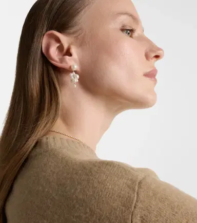 Sophie Bille Brahe Botticelli 14kt gold earrings with pearls | Thumbnail 5 Sophie Bille Brahe Botticelli 14kt gold earrings with pearls | Thumbnail 5