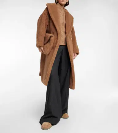 Max Mara Teddy Bear camel hair and silk coat | Thumbnail 3