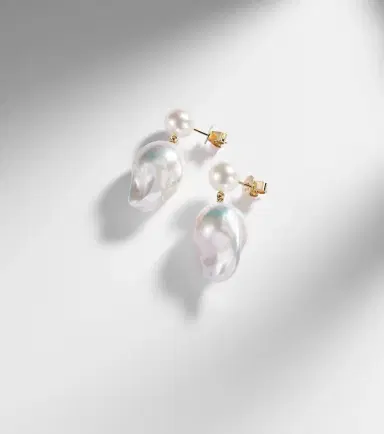 Sophie Bille Brahe Venus Blac 14kt gold earrings with pearls | Thumbnail 3 Sophie Bille Brahe Venus Blac 14kt gold earrings with pearls | Thumbnail 3