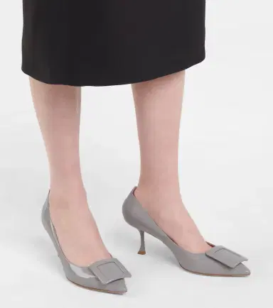 Roger Vivier Viv' In The City patent leather pumps | Thumbnail 5