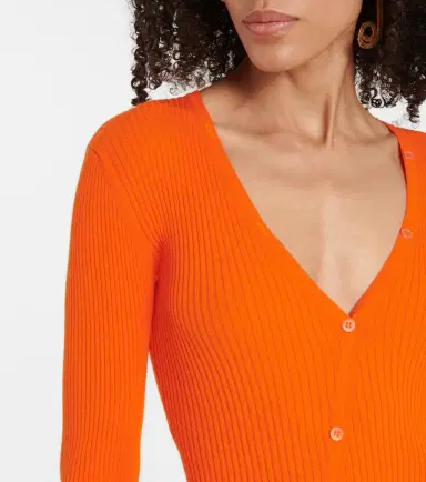 Jacquemus Le Cardigan Tordu cardigan | Thumbnail 5 Jacquemus Le Cardigan Tordu cardigan | Thumbnail 5