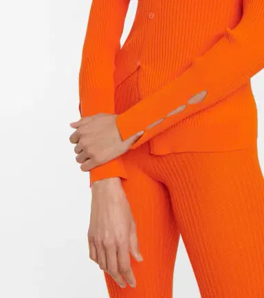 Jacquemus Le Cardigan Tordu cardigan | Thumbnail 6 Jacquemus Le Cardigan Tordu cardigan | Thumbnail 6