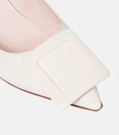 Roger Vivier Viv' In The City 65 patent leather pumps | Thumbnail 2