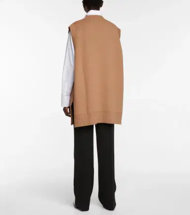 Prada Cashmere sweater vest | Thumbnail 2 Prada Cashmere sweater vest | Thumbnail 2