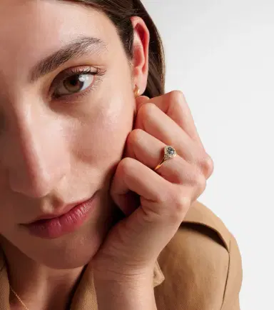 Ileana Makri Cats Eye 18kt gold ring with diamonds, sapphires and tsavorite | Thumbnail 4 Ileana Makri Cats Eye 18kt gold ring with diamonds, sapphires and tsavorite | Thumbnail 4