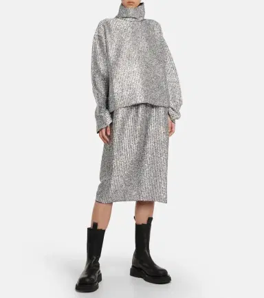 Moncler Genius 2 Moncler 1952 Lurex wool-blend midi skirt | Thumbnail 3 Moncler Genius 2 Moncler 1952 Lurex wool-blend midi skirt | Thumbnail 3