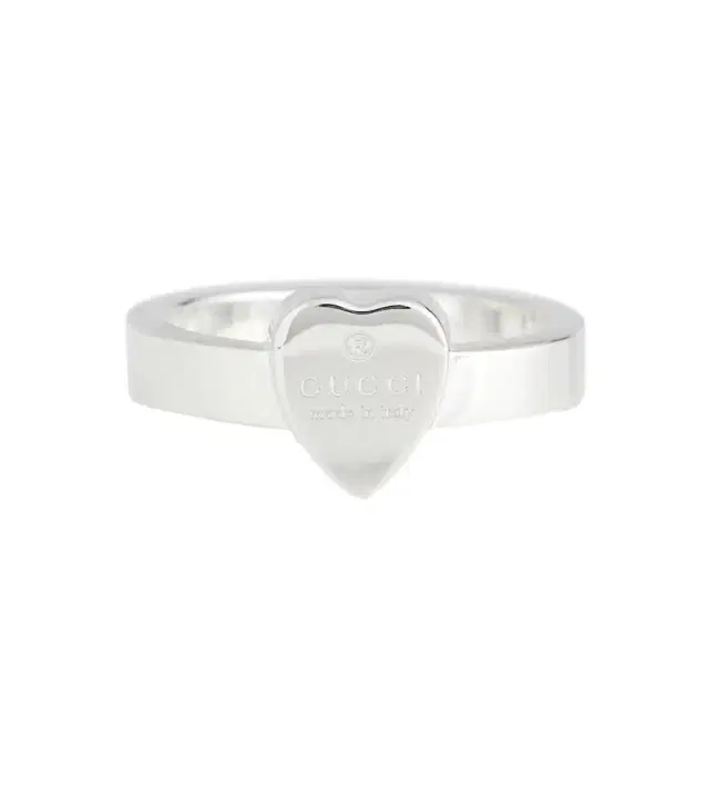 Heart-detail sterling silver ring