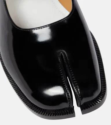 Maison Margiela Tabi patent leather Mary Jane flats | Thumbnail 3