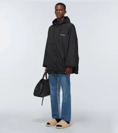 Balenciaga Political Campaign slides | Thumbnail 7