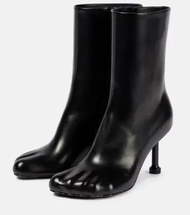 Balenciaga Fetish leather ankle boots | Thumbnail 3 Balenciaga Fetish leather ankle boots | Thumbnail 3