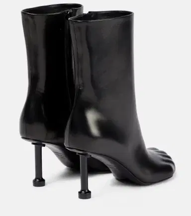 Balenciaga Fetish leather ankle boots | Thumbnail 4 Balenciaga Fetish leather ankle boots | Thumbnail 4