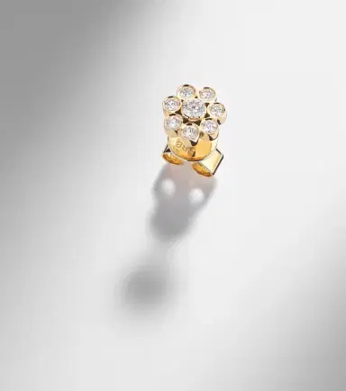 Sophie Bille Brahe Bellis single 18kt yellow gold earring with diamonds | Thumbnail 3 Sophie Bille Brahe Bellis single 18kt yellow gold earring with diamonds | Thumbnail 3