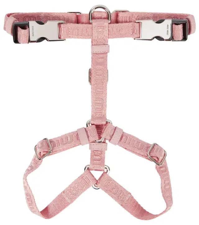 Logo dog harness