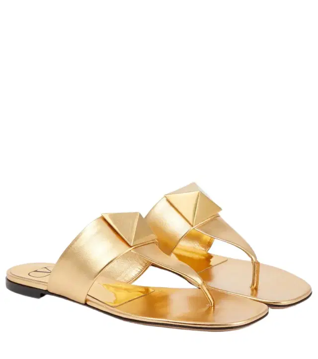 Valentino Garavani One Stud leather thong sandals