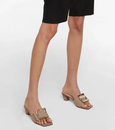 Roger Vivier Love Vivier patent leather sandals | Thumbnail 5