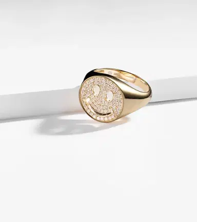 Sydney Evan Happy Face 14kt yellow gold signet ring with diamonds | Thumbnail 5
