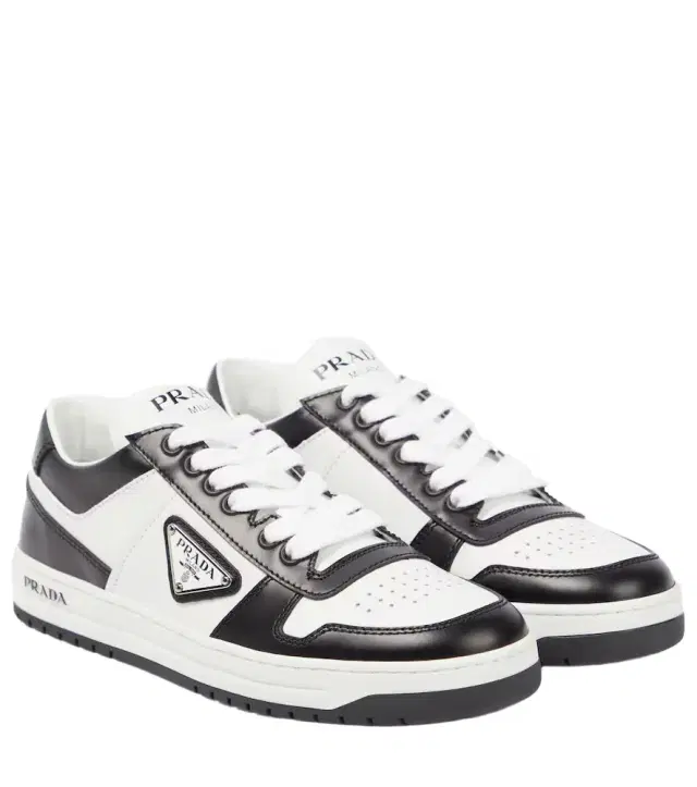 Logo leather sneakers