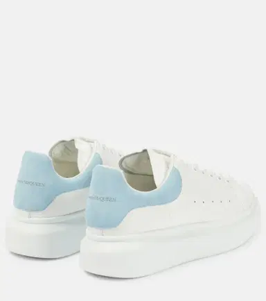 Alexander McQueen Oversized leather sneakers | Thumbnail 4 Alexander McQueen Oversized leather sneakers | Thumbnail 4