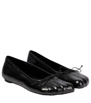 Balenciaga Bow-detail leather ballet flats | Thumbnail 1 Balenciaga Bow-detail leather ballet flats | Thumbnail 1
