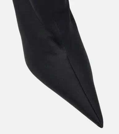 Balenciaga Knife over-the-knee sock boots | Thumbnail 3 Balenciaga Knife over-the-knee sock boots | Thumbnail 3