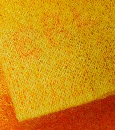 ERL Gradient mohair-blend mittens | Thumbnail 2