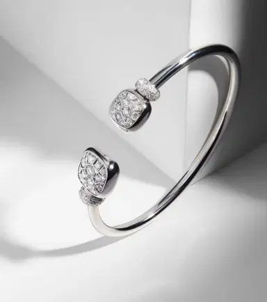 Pomellato Nudo 18kt white gold cuff bracelet with topaz and diamonds | Thumbnail 5