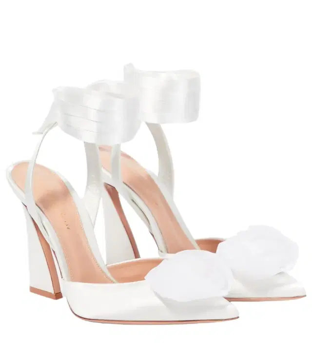 Gianvito Rossi Flower-embellished satin pumps
