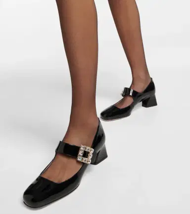 Roger Vivier Très Vivier patent leather Mary Jane pumps | Thumbnail 2 Roger Vivier Très Vivier patent leather Mary Jane pumps | Thumbnail 2