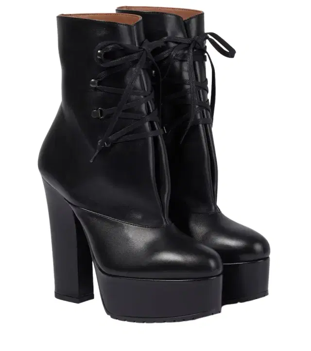 Alaia Alaïa Trekk 135 leather ankle boots