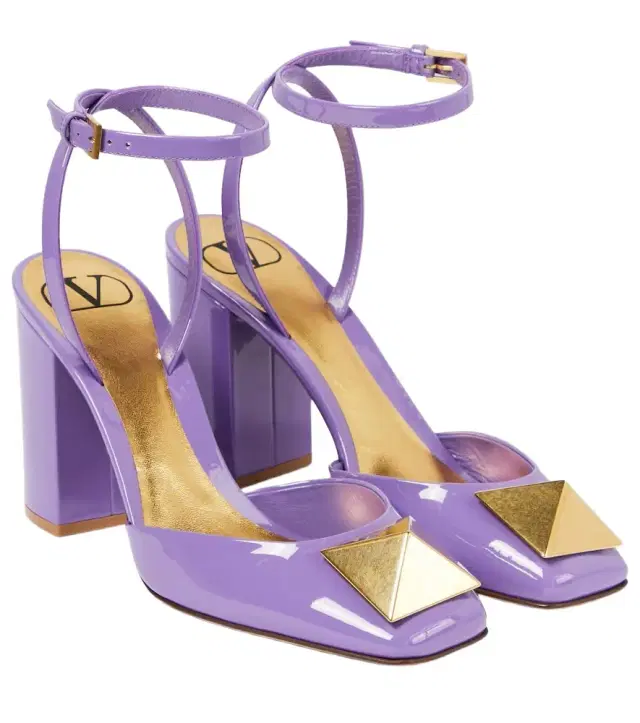 Valentino Garavani One Stud patent leather pumps