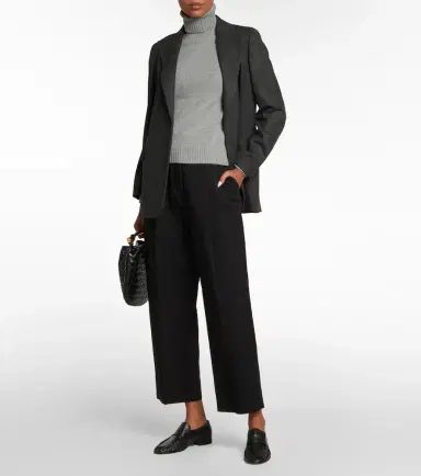 Loro Piana Parksville cashmere turtleneck sweater | Thumbnail 3