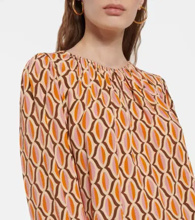 Velvet Laura printed crêpe blouse | Thumbnail 3