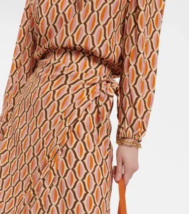 Velvet Alisha printed crêpe wrap skirt | Thumbnail 4