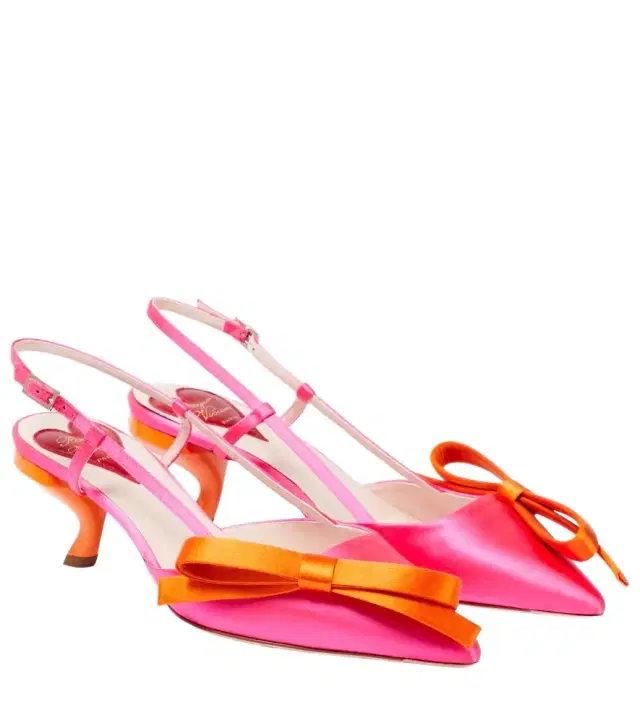 Roger Vivier Virgule bow-embellished satin slingback pumps