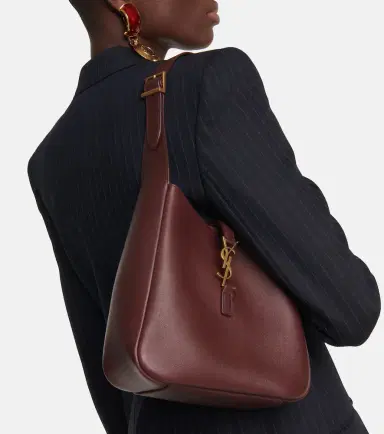 Saint Laurent Le 5 à 7 Small leather shoulder bag | Thumbnail 4 Saint Laurent Le 5 à 7 Small leather shoulder bag | Thumbnail 4